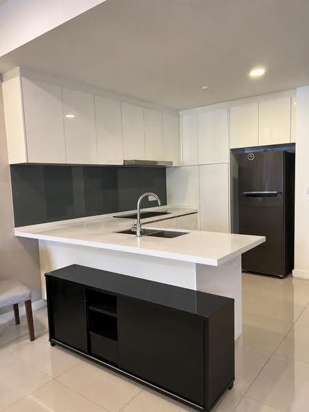 Kondominium untuk Dijual di Westside Three - Jane Goh - Kitchen - PropertyGuru.com.my