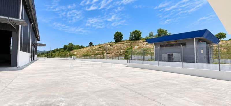 Detached Factory for Rent in Kota Puteri (Batu Arang) - Alven Lim - Exterior - PropertyGuru.com.my