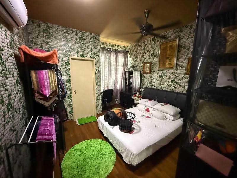 Rumah Teres 2-Tingkat untuk Dijual di Taman Impian Emas (Skudai) - Cindy Lim - Bedroom - PropertyGuru.com.my