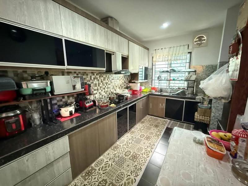 Rumah Teres 2-Tingkat untuk Dijual di Taman Impian Emas (Skudai) - Cindy Lim - Kitchen - PropertyGuru.com.my