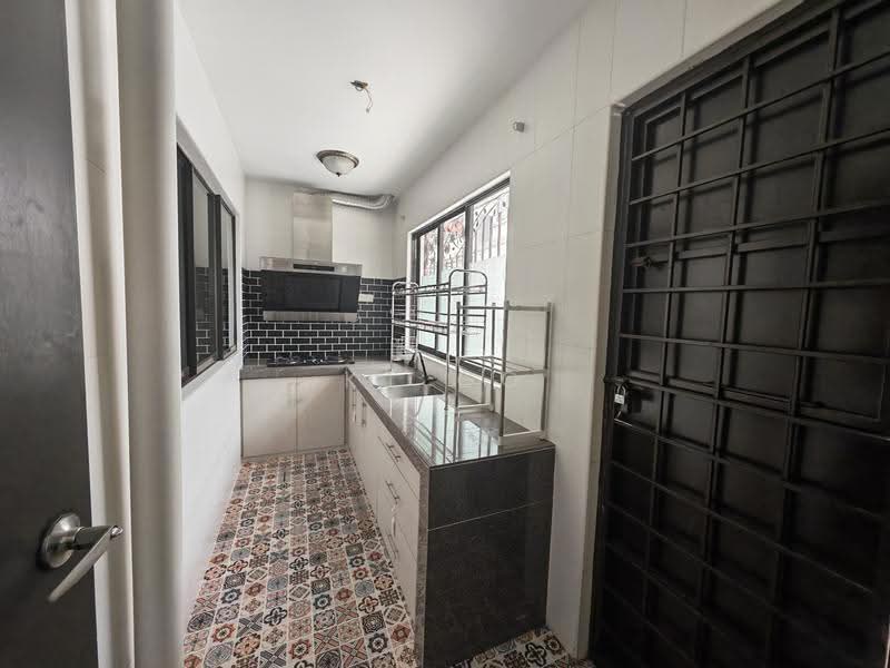 Rumah Teres 2.5-Tingkat untuk Dijual di Taman Meranti Jaya (Puchong) - KT Go - Kitchen - PropertyGuru.com.my