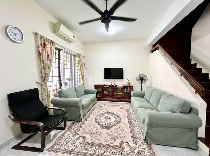 Rumah Teres 2-Tingkat untuk Dijual di Bandar Sri Damansara (Selangor) - Ishak Ramli - Living Room - PropertyGuru.com.my