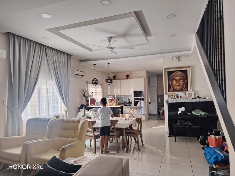 Rumah Berkembar untuk Dijual di Kajang (Selangor) - Soon Sheng Law - Living Room - PropertyGuru.com.my