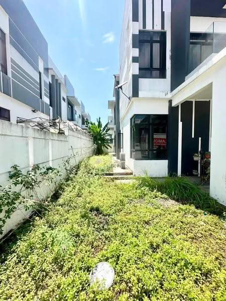 Rumah Kluster untuk Dijual di Bukit Indah (Iskandar Puteri (Nusajaya)) - U Hon Kun - Exterior - PropertyGuru.com.my