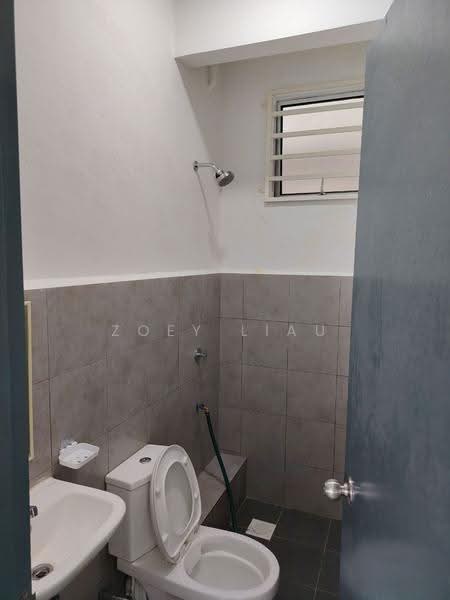 Pangsapuri untuk Disewa di Acacia - Zoey Liau - Bathroom - PropertyGuru.com.my