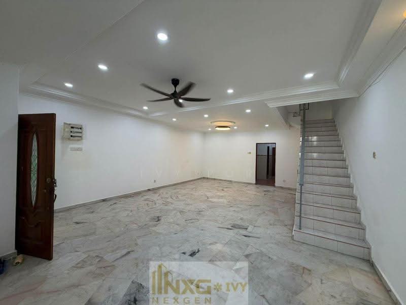 2-storey Terraced House for Sale in Klang (Selangor) - Ivy Por - Living Room - PropertyGuru.com.my
