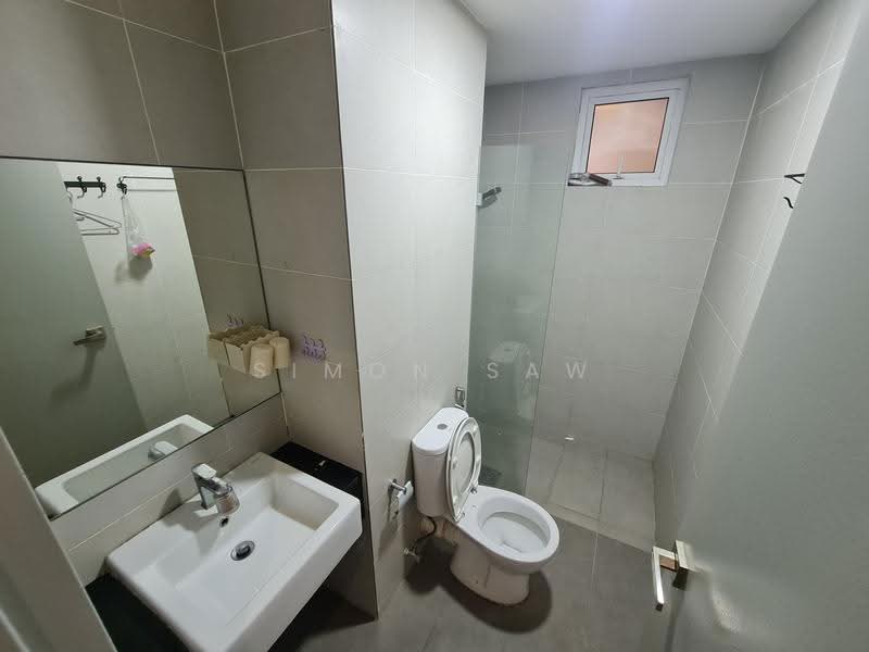 Kondominium untuk Disewa di Tropicana Bay Residences - Simon Saw - Bathroom - PropertyGuru.com.my