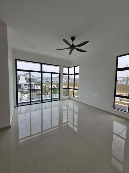 Rumah Berkembar untuk Disewa di Setia Eco Gardens (Gelang Patah) - Kinki Teow - Living Room - PropertyGuru.com.my