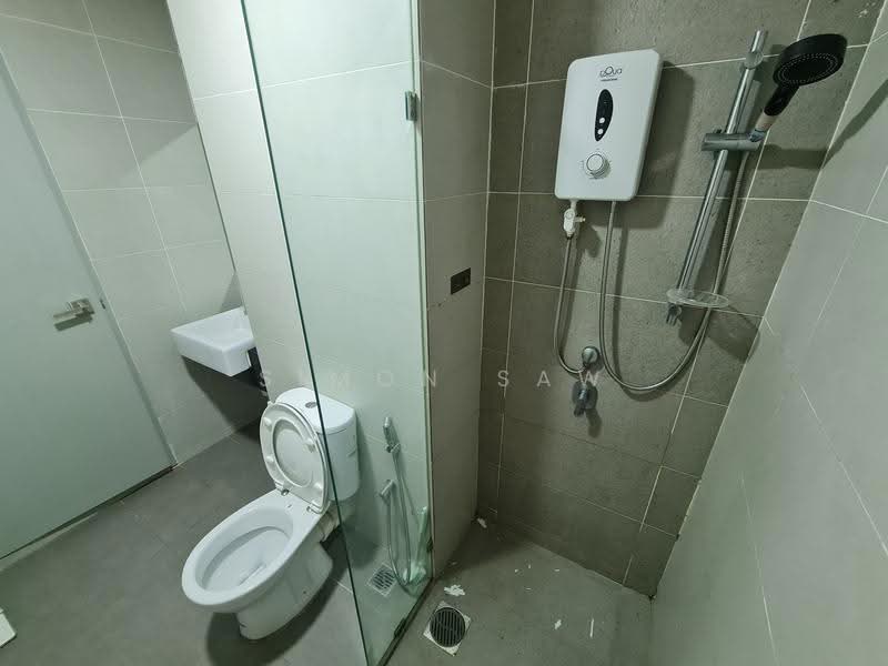 Kondominium untuk Dijual di Tropicana Bay Residences - Simon Saw - Bathroom - PropertyGuru.com.my