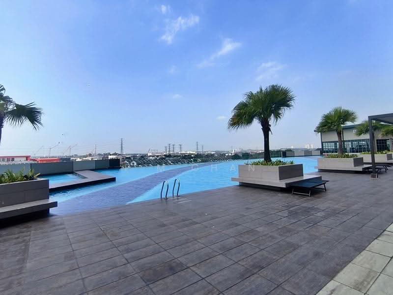 Kediaman Servis untuk Dijual di D'Secret Garden (Pangsapuri Kempas Indah) - P M Chan - Exterior - PropertyGuru.com.my