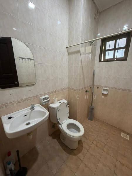 2-storey Terraced House for Sale in Kuching (Sarawak) - Alfred Chua - Bathroom - PropertyGuru.com.my
