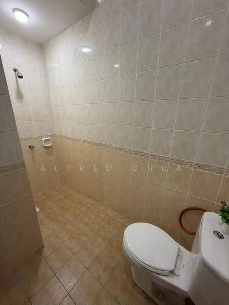 2-storey Terraced House for Sale in Kuching (Sarawak) - Alfred Chua - Bathroom - PropertyGuru.com.my