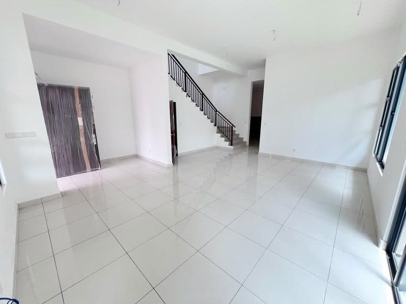 Cluster House for Sale in Johor Bahru (Johor) - Ace Tan - Living Room - PropertyGuru.com.my