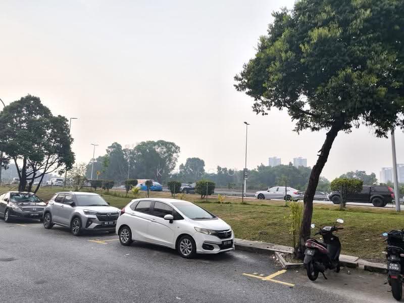 Shop / Office for Sale in TAMAN PUCHONG UTAMA (Puchong) - KT Go - Exterior - PropertyGuru.com.my