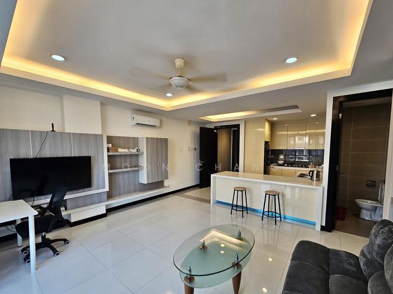 Kondominium untuk Dijual di Pelagos Designer Suites@ Water Front - Moon Chang - Living Space and Kitchen - PropertyGuru.com.my
