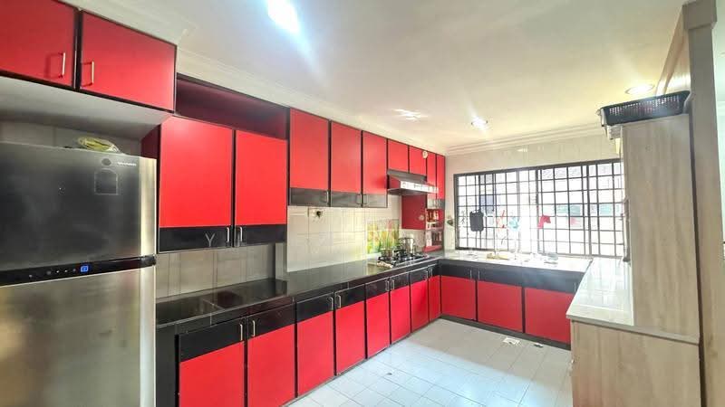 2-storey Terraced House for Sale in Taman Desa Jaya (Johor Bahru) - Yi En Puah - Kitchen - PropertyGuru.com.my