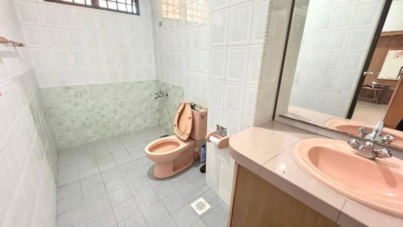 2-storey Terraced House for Sale in Taman Desa Jaya (Johor Bahru) - Yi En Puah - Bathroom - PropertyGuru.com.my