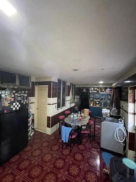 2-storey Terraced House for Sale in Taman Impian Emas (Skudai) - Vanessa Lim - Kitchen - PropertyGuru.com.my