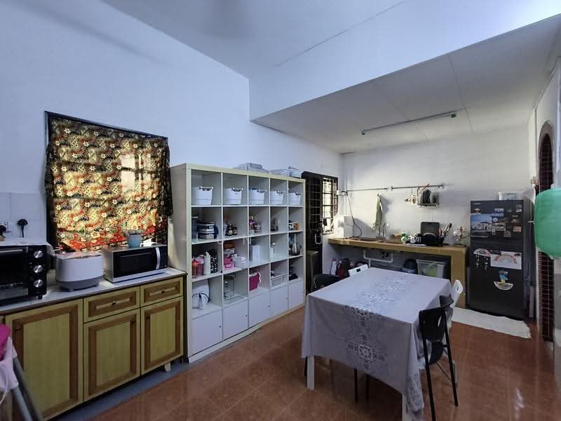 Semi-Detached House for Sale in Cheras (Selangor) - Jun Jun - Kitchen - PropertyGuru.com.my