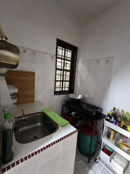 Semi-Detached House for Sale in Cheras (Selangor) - Jun Jun - Kitchen - PropertyGuru.com.my
