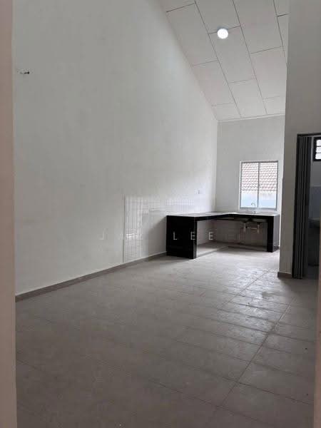 1-storey Terraced House for Sale in Taman Perling (Perling) - Jaz Lee - PropertyGuru.com.my
