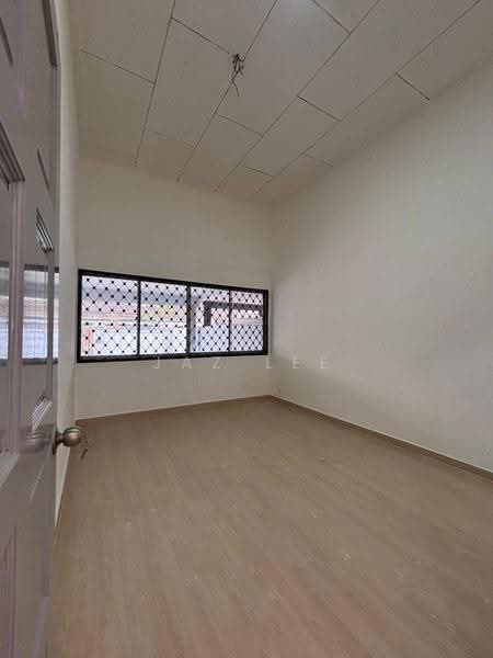 1-storey Terraced House for Sale in Taman Perling (Perling) - Jaz Lee - PropertyGuru.com.my