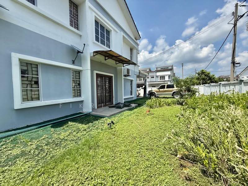 Rumah Teres 2-Tingkat untuk Dijual di Bandar Saujana Putra (Tanjong Duabelas) - Fikri Yasmin - Exterior - PropertyGuru.com.my