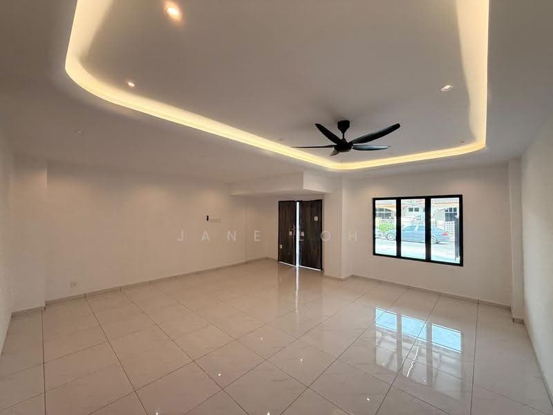 2-storey Terraced House for Sale in Mutiara Rini (Skudai) - Jane Loh - Living Room - PropertyGuru.com.my
