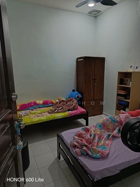 Rumah Teres 1-Tingkat untuk Dijual di Taman Senai Utama (Kulai) - Zack Chow - Bedroom - PropertyGuru.com.my
