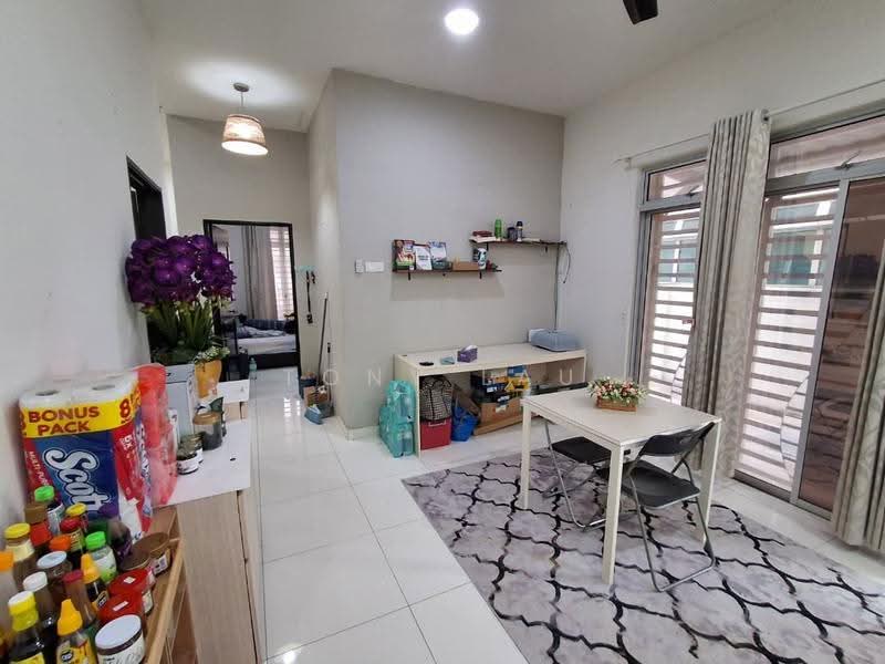 Rumah Berkembar untuk Dijual di Petaling Jaya (Selangor) - Tony Lau - Dining Room - PropertyGuru.com.my