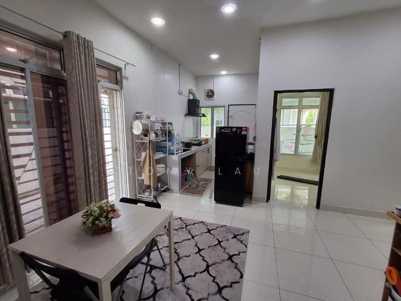 Rumah Berkembar untuk Dijual di Petaling Jaya (Selangor) - Tony Lau - Kitchen - PropertyGuru.com.my