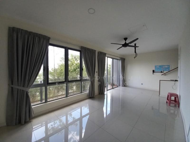 3-storey Terraced House for Sale in Bandar Putra Permai (Seri Kembangan) - Raymond Chee Kean Pang - PropertyGuru.com.my