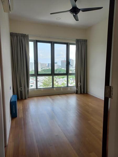 3-storey Terraced House for Sale in Bandar Putra Permai (Seri Kembangan) - Raymond Chee Kean Pang - PropertyGuru.com.my