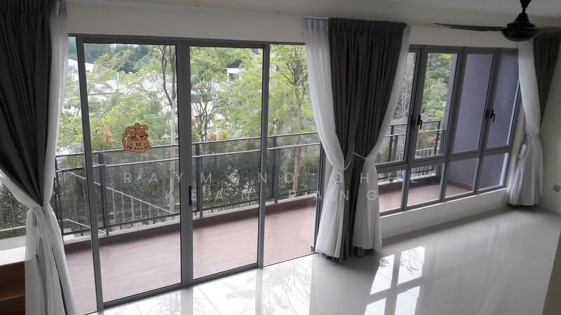 3-storey Terraced House for Sale in Bandar Putra Permai (Seri Kembangan) - Raymond Chee Kean Pang - PropertyGuru.com.my