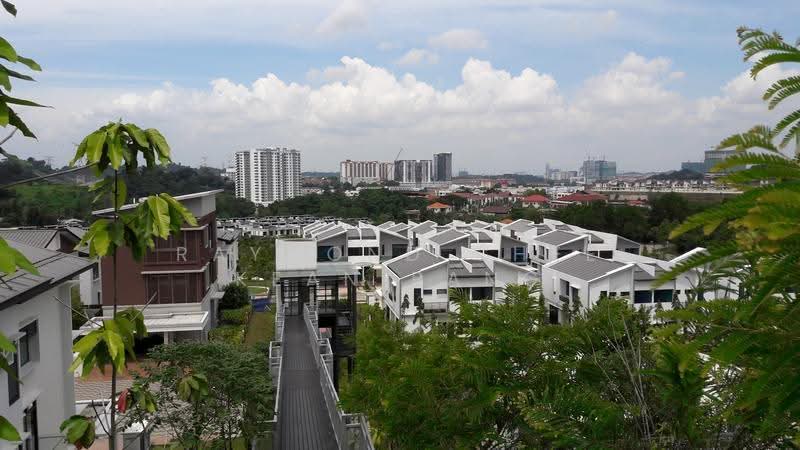 3-storey Terraced House for Sale in Bandar Putra Permai (Seri Kembangan) - Raymond Chee Kean Pang - PropertyGuru.com.my