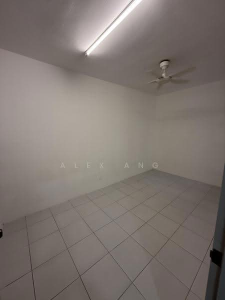 Kondominium untuk Disewa di Residensi Sateria - Alex Ang - PropertyGuru.com.my