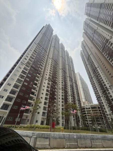 Kondominium untuk Disewa di Residensi Sateria - Alex Ang - Exterior - PropertyGuru.com.my