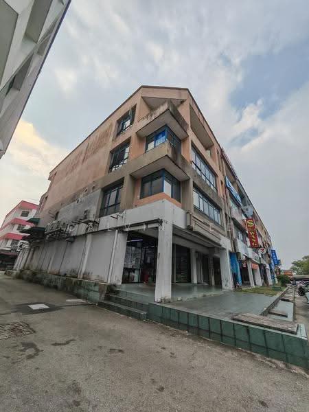 Shop for Rent in Bandar Baru Permas Jaya (Permas Jaya) - Calvin Lee - Exterior - PropertyGuru.com.my