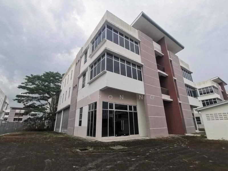 Kilang Berkembar untuk Disewa di Iskandar Puteri (Nusajaya) (Johor) - Sharon Ng - Exterior - PropertyGuru.com.my