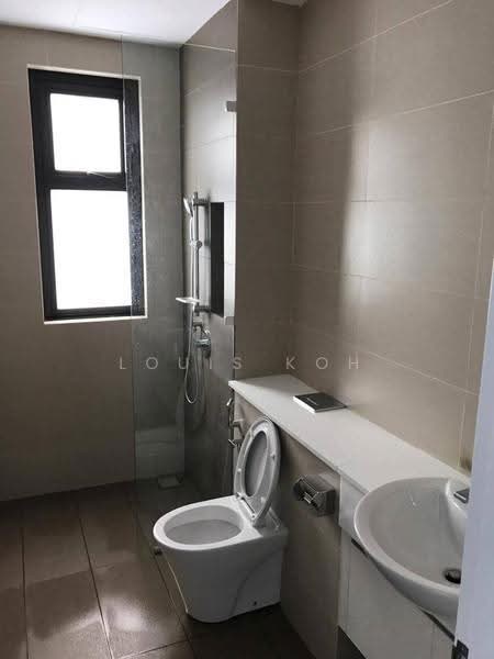 Service Residence for Sale at Setia Sky 88 - Louis Koh - Bathroom - PropertyGuru.com.my