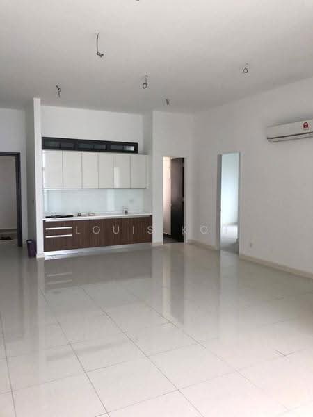 Service Residence for Sale at Setia Sky 88 - Louis Koh - Kitchen - PropertyGuru.com.my