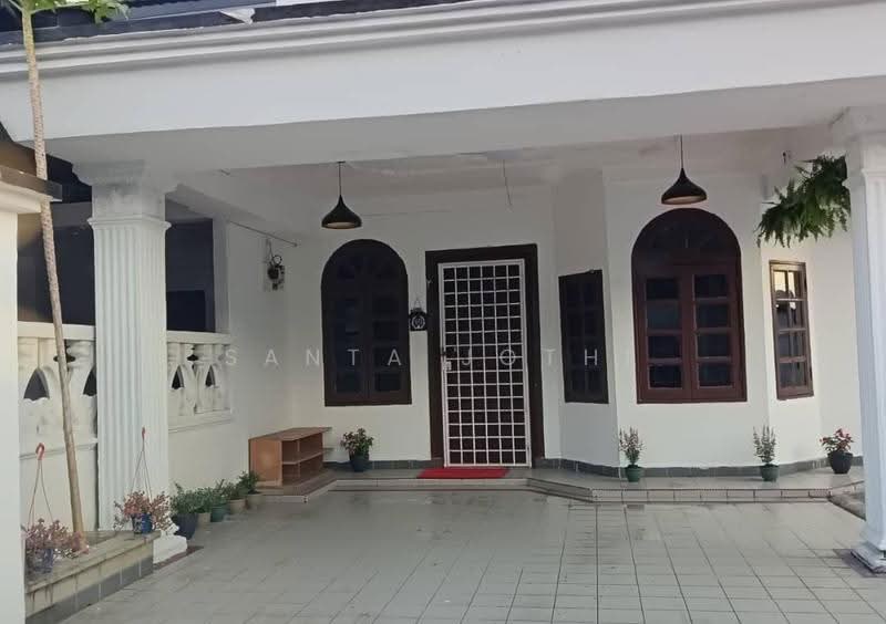 Link Bungalow for Rent in Bukit Indah (Ampang) - Santa Jothi - Exterior - PropertyGuru.com.my