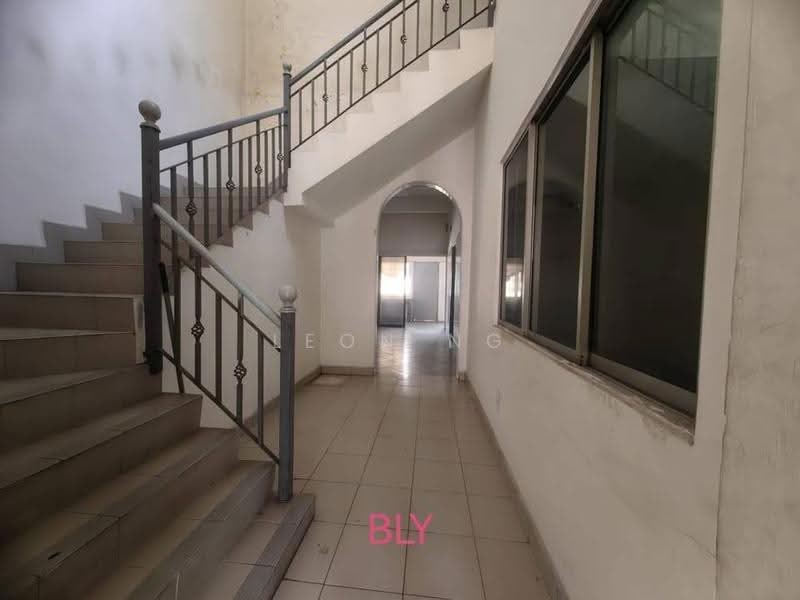 Rumah Teres 1.5-Tingkat untuk Dijual di Off Jalan Meru (Klang) - Leon Ng - Corridor - PropertyGuru.com.my