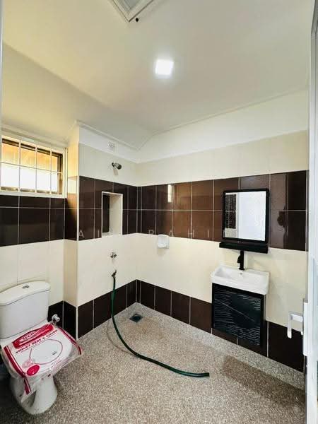 Rumah Teres 2-Tingkat untuk Dijual di Johor Bahru (Johor) - AIN RAHIM - Bathroom - PropertyGuru.com.my
