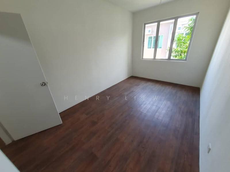 2-storey Terraced House for Sale in Dengkil (Selangor) - Henry Liew - Bedroom - PropertyGuru.com.my