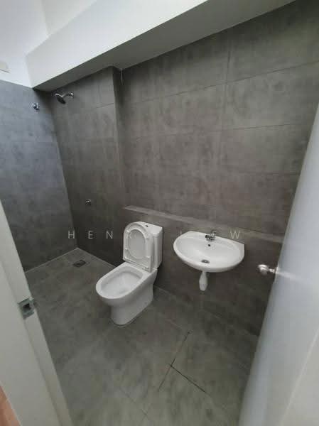 2-storey Terraced House for Sale in Dengkil (Selangor) - Henry Liew - Bathroom - PropertyGuru.com.my