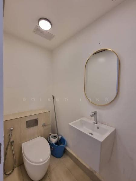 Soho for Sale in Tropicana (Selangor) - Roland Long - Bathroom - PropertyGuru.com.my