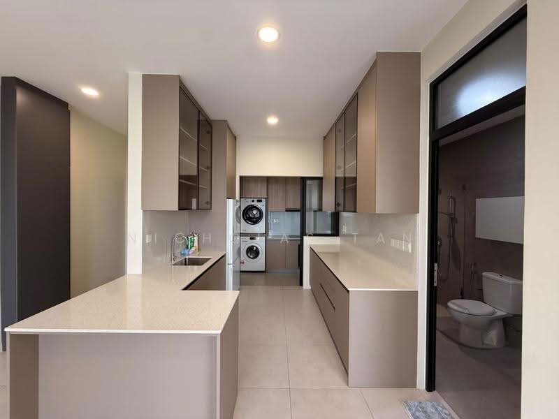 Kondominium untuk Dijual di Gala City Residences - Nicholas Tan - Kitchen - PropertyGuru.com.my
