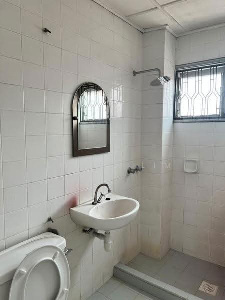 2-storey Terraced House for Sale in Bukit Bandaraya (Bangsar) - Sharon Lim - Bathroom - PropertyGuru.com.my