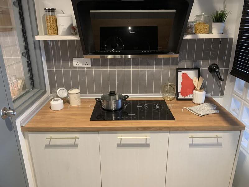 Service Residence for Rent at E'Island Lake Haven - Zeckry Saw - PropertyGuru.com.my